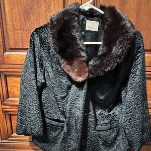 Vintage Winter Black Faux Lambswool & Brown Mink Collar